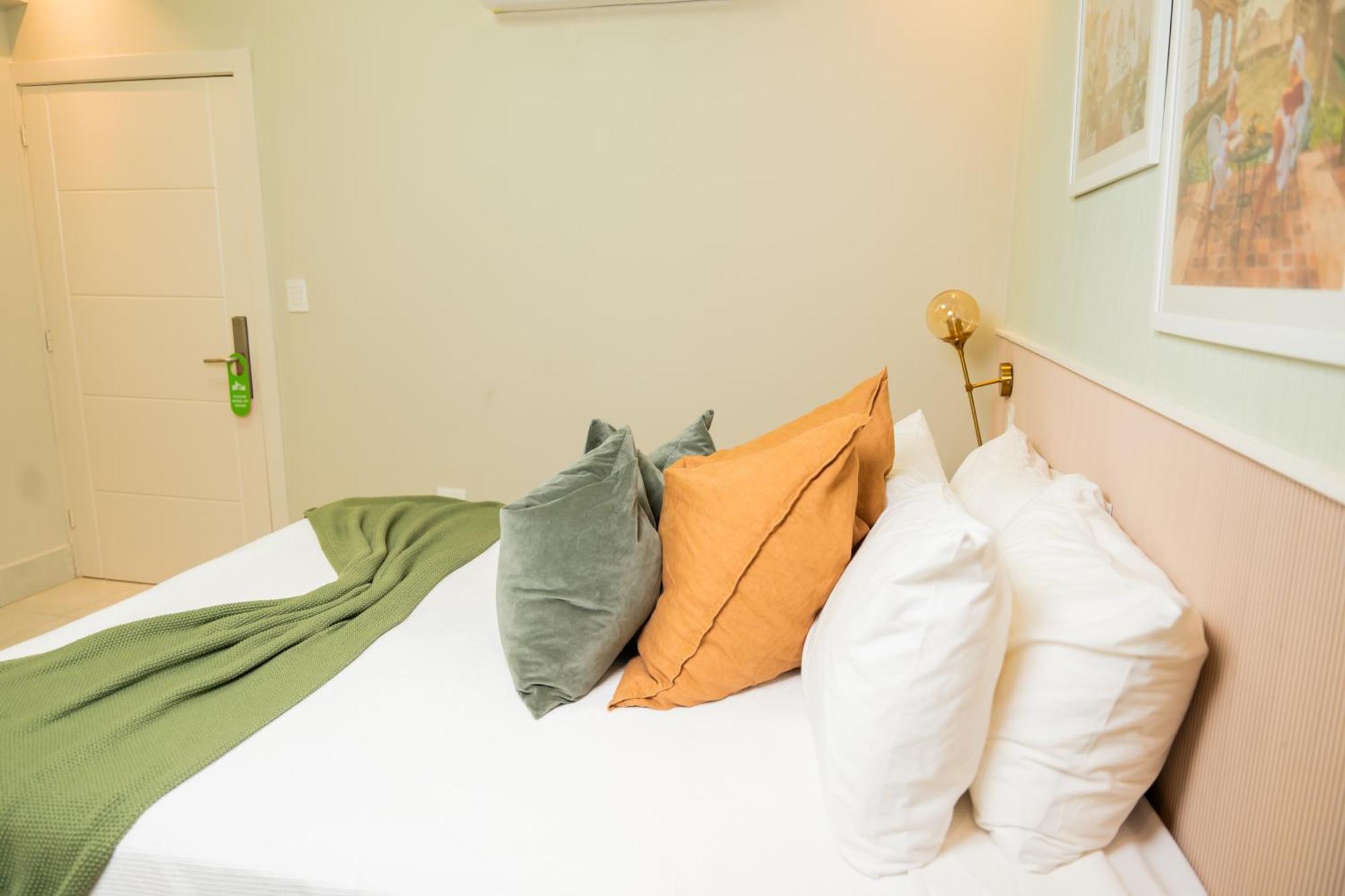 Hotel Stay Here Suites Santo Domingo Buitenkant foto