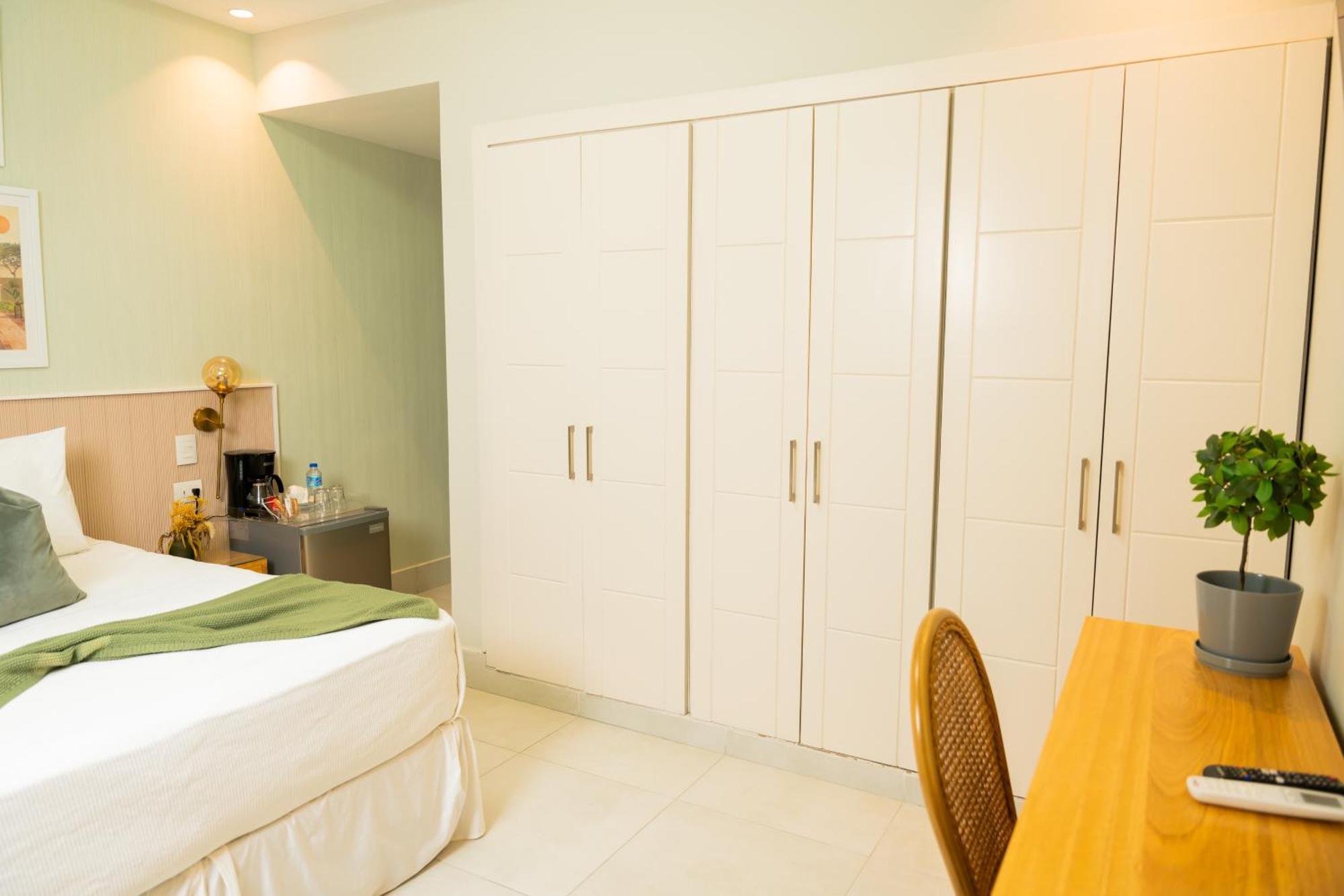 Hotel Stay Here Suites Santo Domingo Buitenkant foto