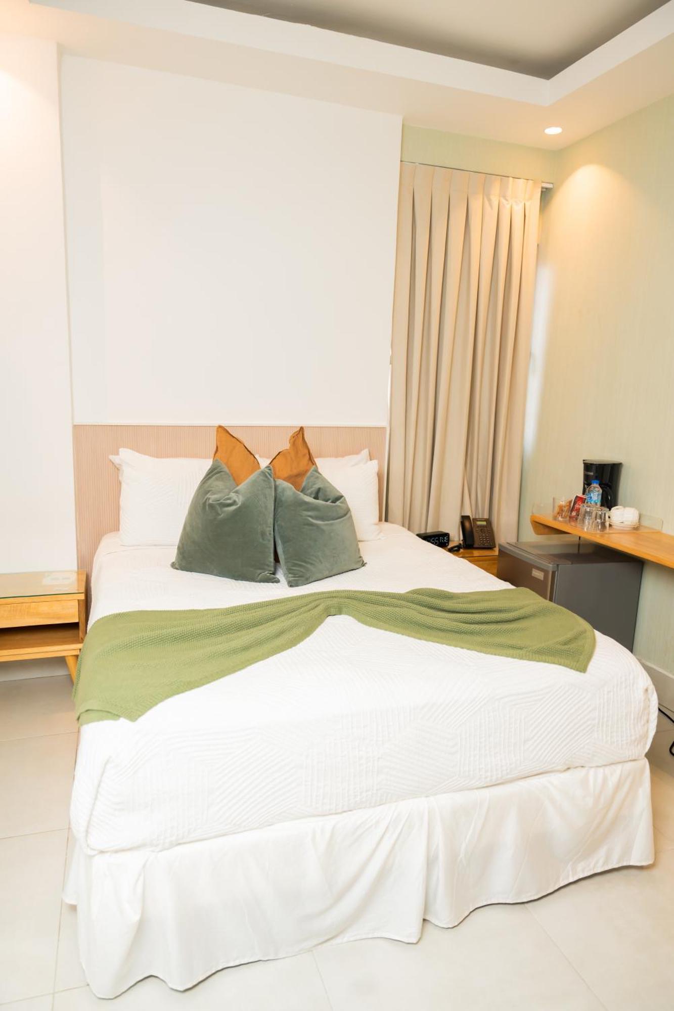 Hotel Stay Here Suites Santo Domingo Buitenkant foto